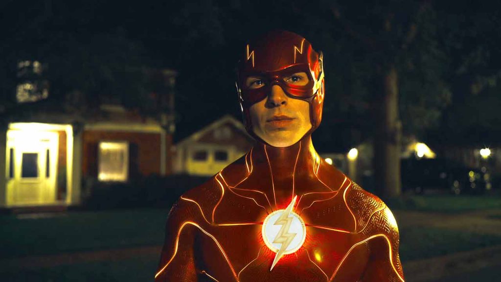 Flash's New Suit